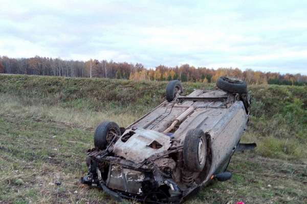 В Хакасии погиб водитель опрокинувшегося авто