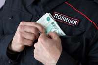 В Хакасии полицейские подозреваются в коррупции и хранении наркотиков