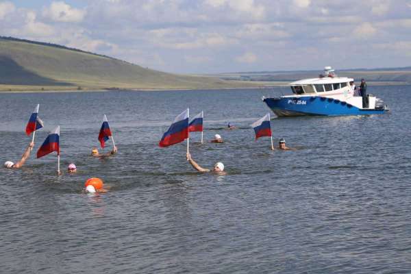 Недельный заплыв по Красноярскому водохранилищу продолжается