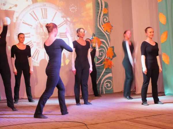 Учебный год в народном университете Минусинска открылся ярким праздником