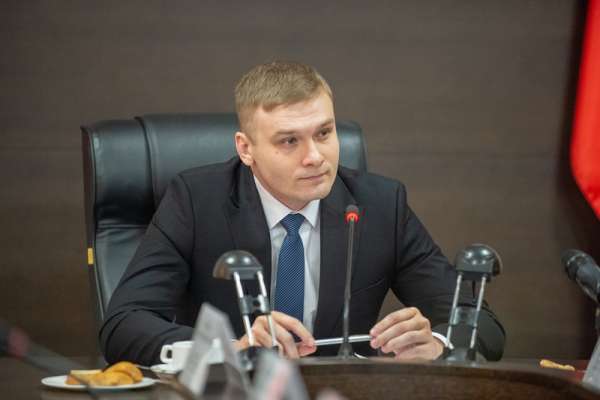 Предложение главы Хакасии запретить продажу снюсов детям рассмотрят депутаты