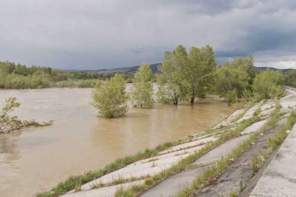 Уровень воды на реках Хакасии снижается