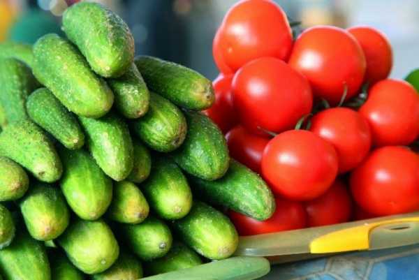 На прилавки магазинов Минусинска могли попасть томаты и огурцы с мышьяком
