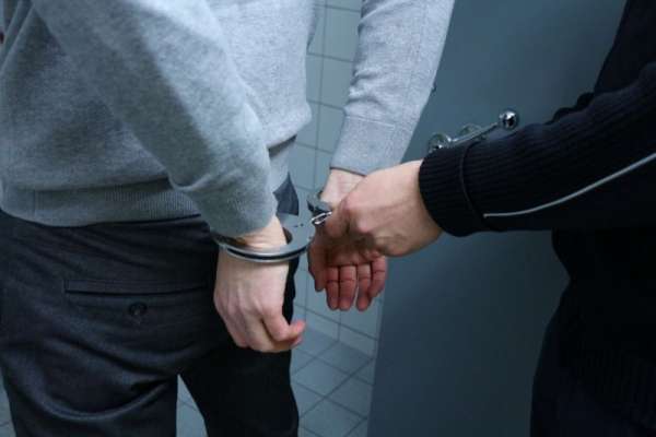 В Минусинске задержаны подозреваемые в краже из частного дома