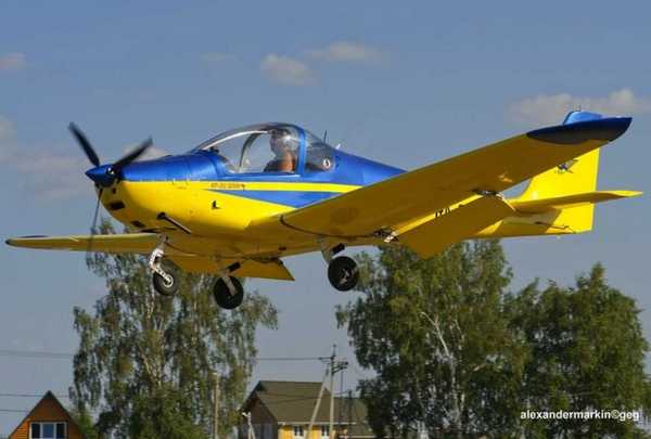 Возле Лугавского жестко приземлился частный самолет